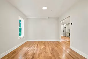 4 Mayhew St, Framingham, MA 01702 - Photo 10
