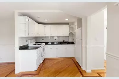 54 Lexington Ave #32, Gloucester, MA 01930 - Photo 8