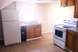 43 Hamilton St, Leominster, MA 01453 - Photo 10