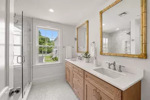 66 Pleasant St, Marblehead, MA 01945 - Photo 26