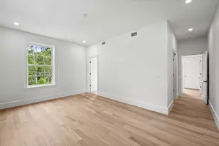 64 Pleasant St, Marblehead, MA 01945 - Photo 30