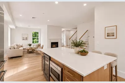 64 Pleasant Street #B, Marblehead, MA 01945 - Photo 10