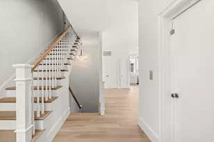 64 Pleasant St, Marblehead, MA 01945 - Photo 14