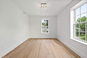 64 Pleasant St, Marblehead, MA 01945 - Photo 24