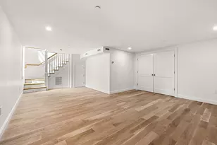 64 Pleasant St, Marblehead, MA 01945 - Photo 28