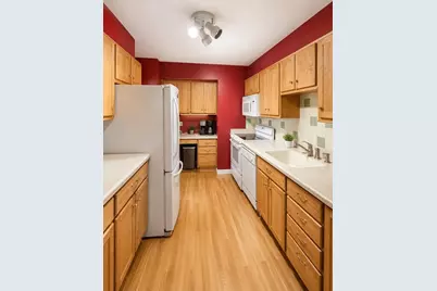 70 Park St #43, Brookline, MA 02446 - Photo 6