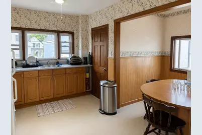10 Payton St, Lowell, MA 01852 - Photo 12