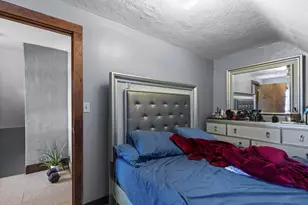 10 Essex St, Brockton, MA 02301 - Photo 20