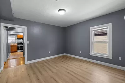 10 Essex St, Brockton, MA 02301 - Photo 16