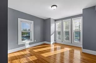 10 Essex St, Brockton, MA 02301 - Photo 18