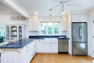 20 Grover St, Beverly, MA 01915 - Photo 16