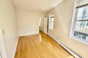 157 Salem, Boston, MA 02113 - Photo 16