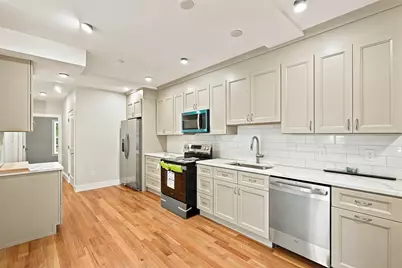 4 Mayhew St #1, Framingham, MA 01702 - Photo 2
