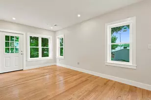 4 Mayhew St, Framingham, MA 01702 - Photo 16