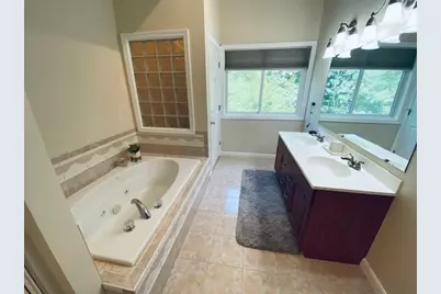 9 D Governors Way #9 D, Milford, MA 01757 - Photo 22
