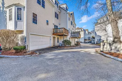555 Main St #8, Woburn, MA 01801 - Photo 18