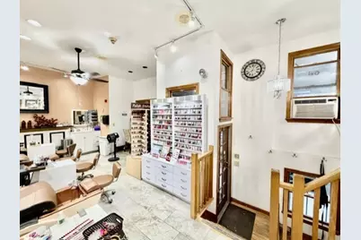 2-4 Thacher Street, Boston, MA 02113 - Photo 8