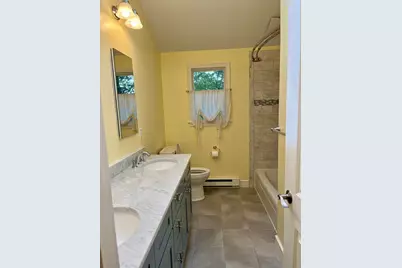 70 Beach St, Foxboro, MA 02035 - Photo 12