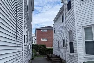 11 Lexington St, Watertown, MA 02472 - Photo 16