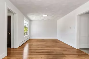 4 Capitol St, Methuen, MA 01844 - Photo 10