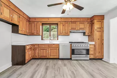 4 Capitol Street, Methuen, MA 01844 - Photo 32