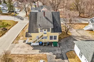 219 Pelham St, Methuen, MA 01844 - Photo 10