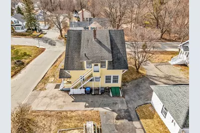 219 Pelham Street, Methuen, MA 01844 - Photo 10