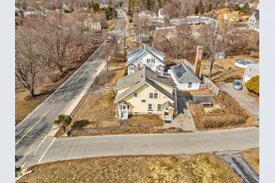 219 Pelham Street, Methuen, MA 01844 - Photo 12