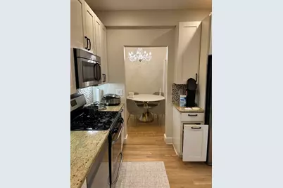313 Tappan St #3, Brookline, MA 02445 - Photo 8