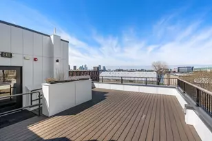 275-277 Border St, Boston, MA 02128 - Photo 16