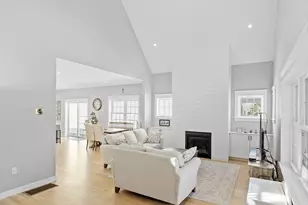 7 Baldwin Ct, Harvard, MA 01451 - Photo 8