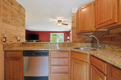 335 East Washington St #5, North Attleboro, MA 02760 - Photo 8