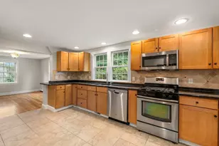 92 Abbot St, Andover, MA 01810 - Photo 10
