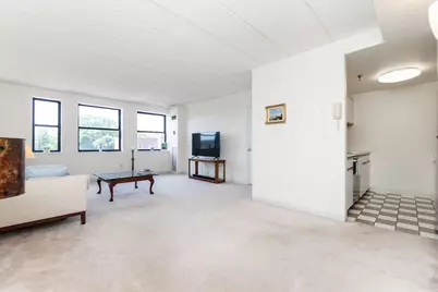 1933 Commonwealth Ave #604, Boston, MA 02135 - Photo 4