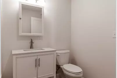 71 Friend St #1R, Gloucester, MA 01930 - Photo 4
