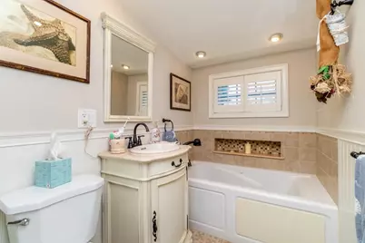 31 Park St, Boston, MA 02122 - Photo 10