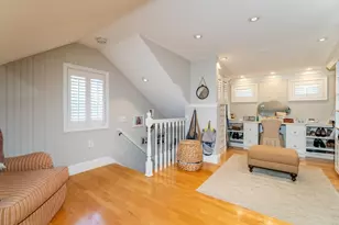 31 Park St, Boston, MA 02122 - Photo 2