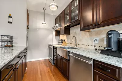 9-15 Battery St #7, Boston, MA 02109 - Photo 8