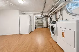 61 Woodlawn Dr, Newton, MA 02467 - Photo 20