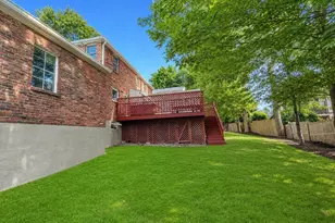 61 Woodlawn Dr, Newton, MA 02467 - Photo 24
