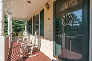 31 Butterworth Dr, Attleboro, MA 02703 - Photo 2