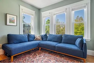 4 Linden Ct #3, Brookline, MA 02445 - Photo 4