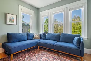 4 Linden Ct, Brookline, MA 02445 - Photo 4