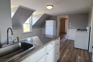 9 Pine St, Dudley, MA 01571 - Photo 2