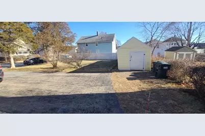 9 Pine St #3, Dudley, MA 01571 - Photo 14