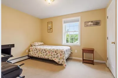 165 Rollstone St, Fitchburg, MA 01420 - Photo 18