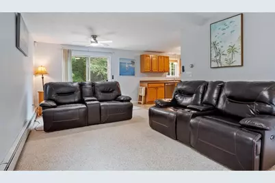 165 Rollstone St, Fitchburg, MA 01420 - Photo 8