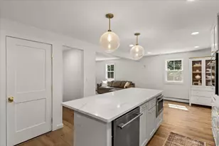 17 Farm St, Medway, MA 02053 - Photo 10