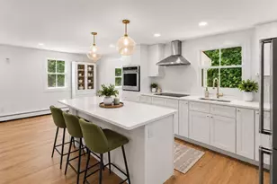 17 Farm St, Medway, MA 02053 - Photo 8