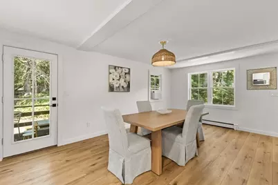 17 Farm St, Medway, MA 02053 - Photo 6